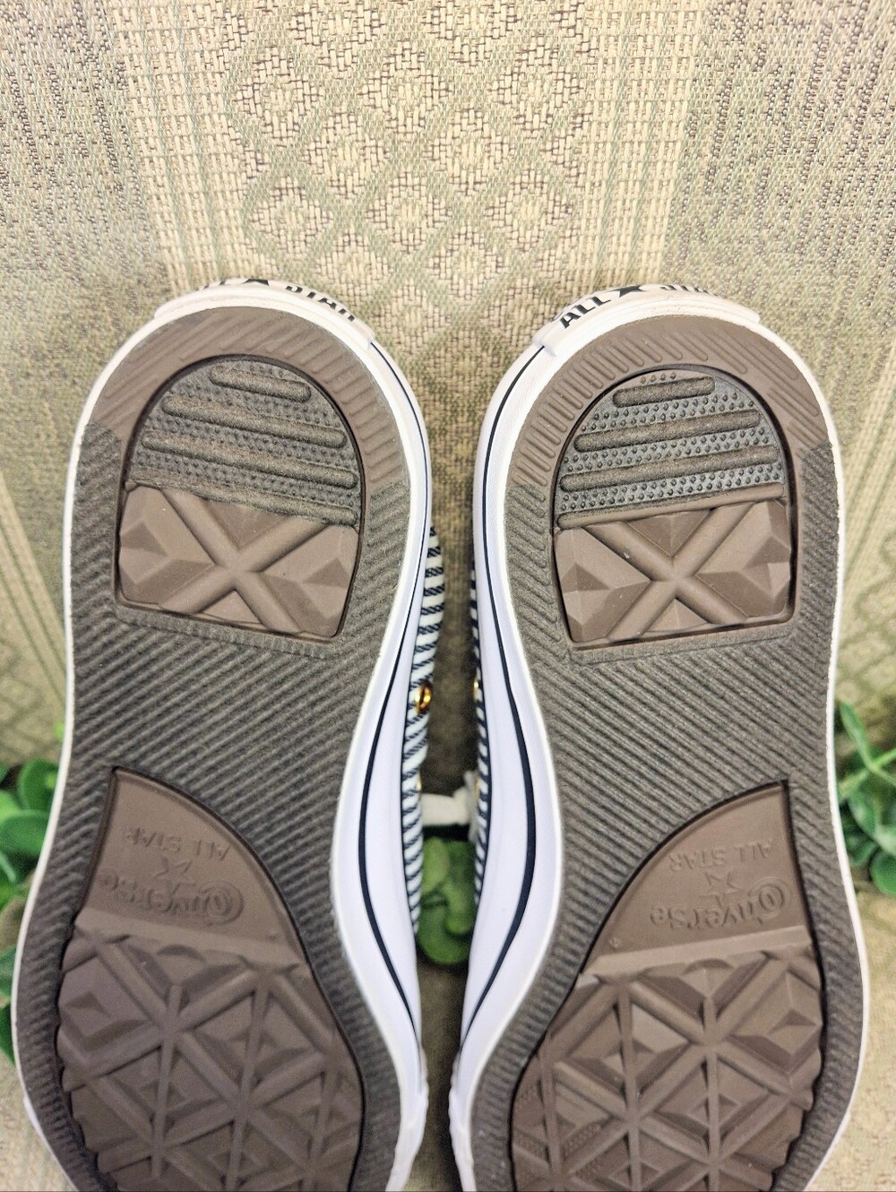 NWOT Converse Gold Shoreline Herringbone Slip On Sneakers - Picture 8 of 15